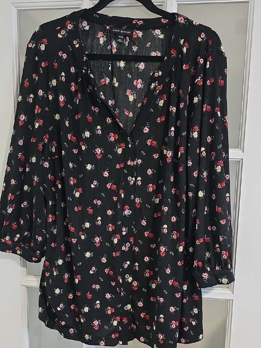 Lane Bryant Black Floral Top with Pink and Red Flowers 18-20 Womens